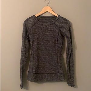 Lulu long sleeve workout top